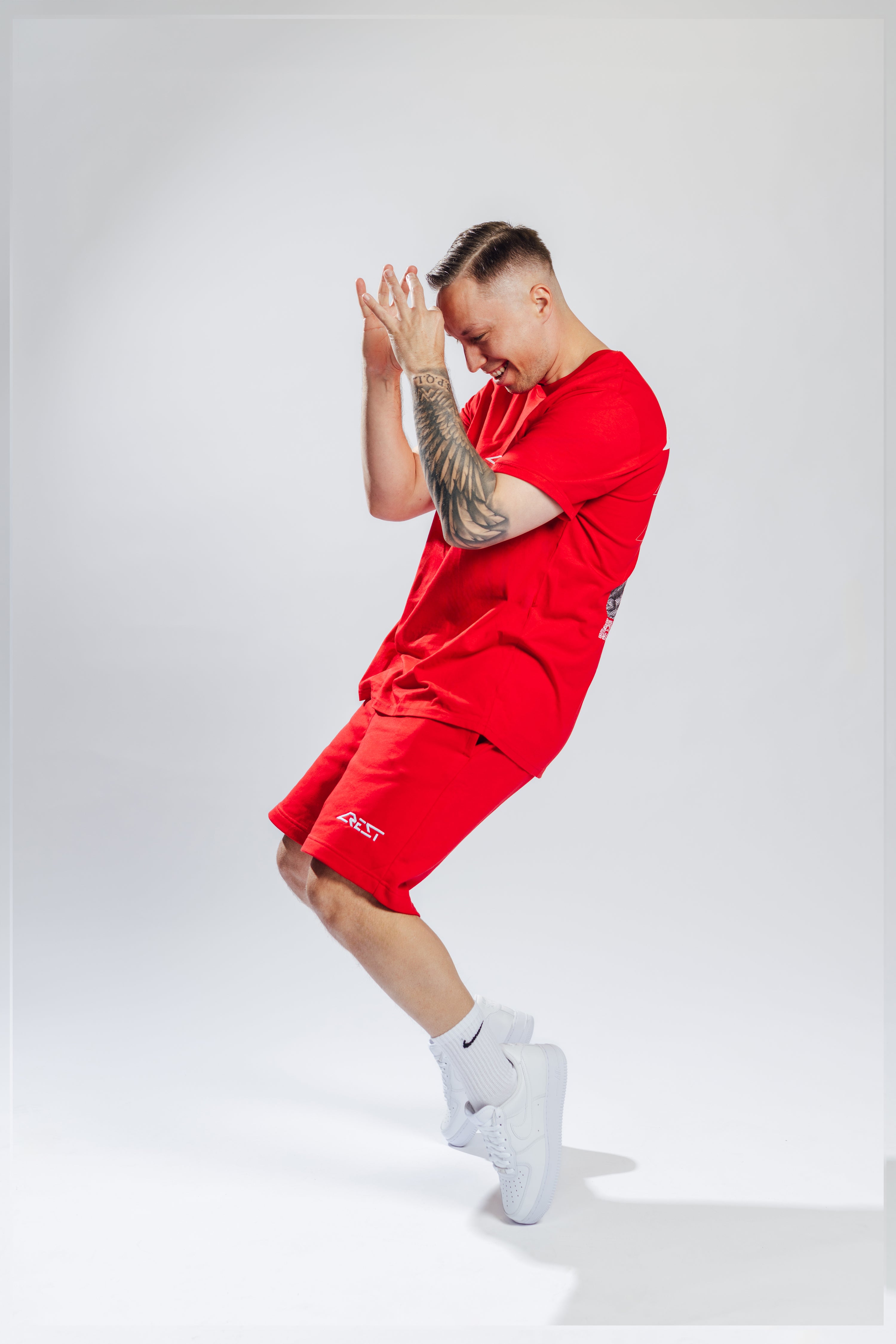 CREST // MOTION SHORTS - EMB - RED