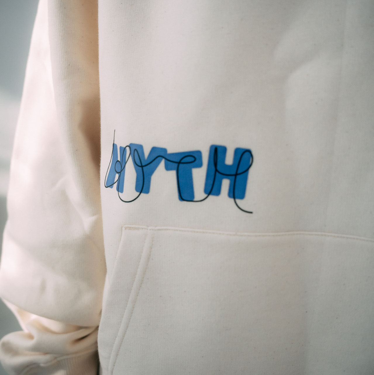 HYTH - Faceless - Hoodie - Beige