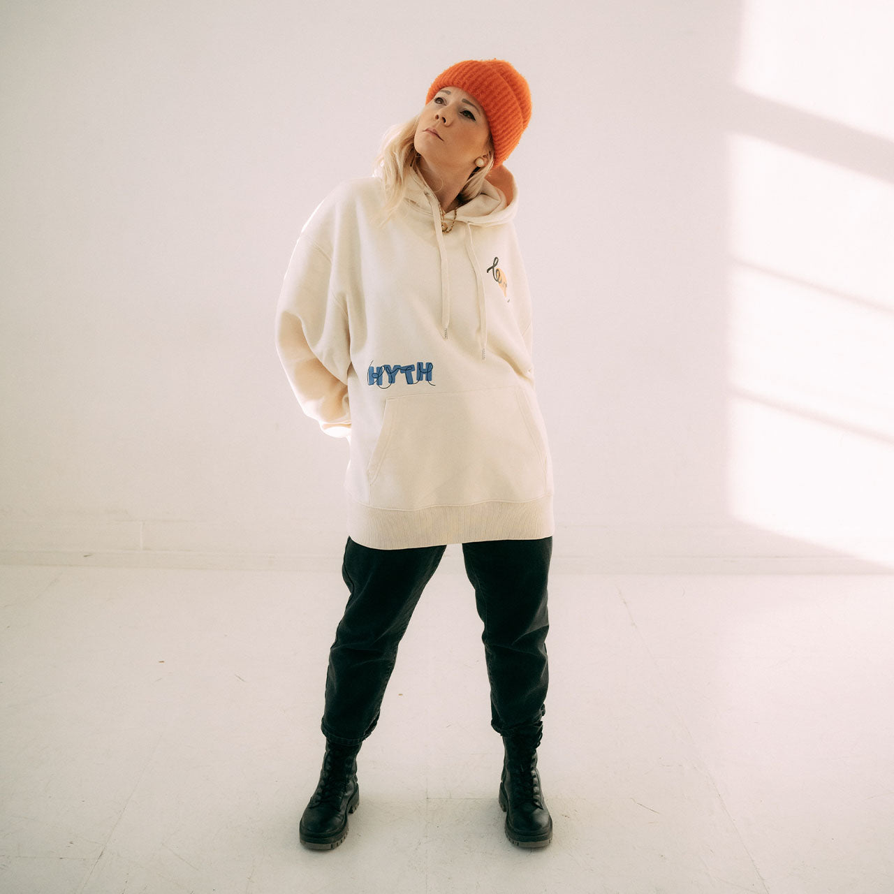 HYTH - Faceless - Hoodie - Beige