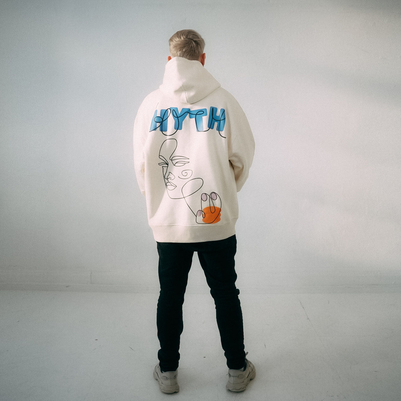 HYTH - Faceless - Hoodie - Beige