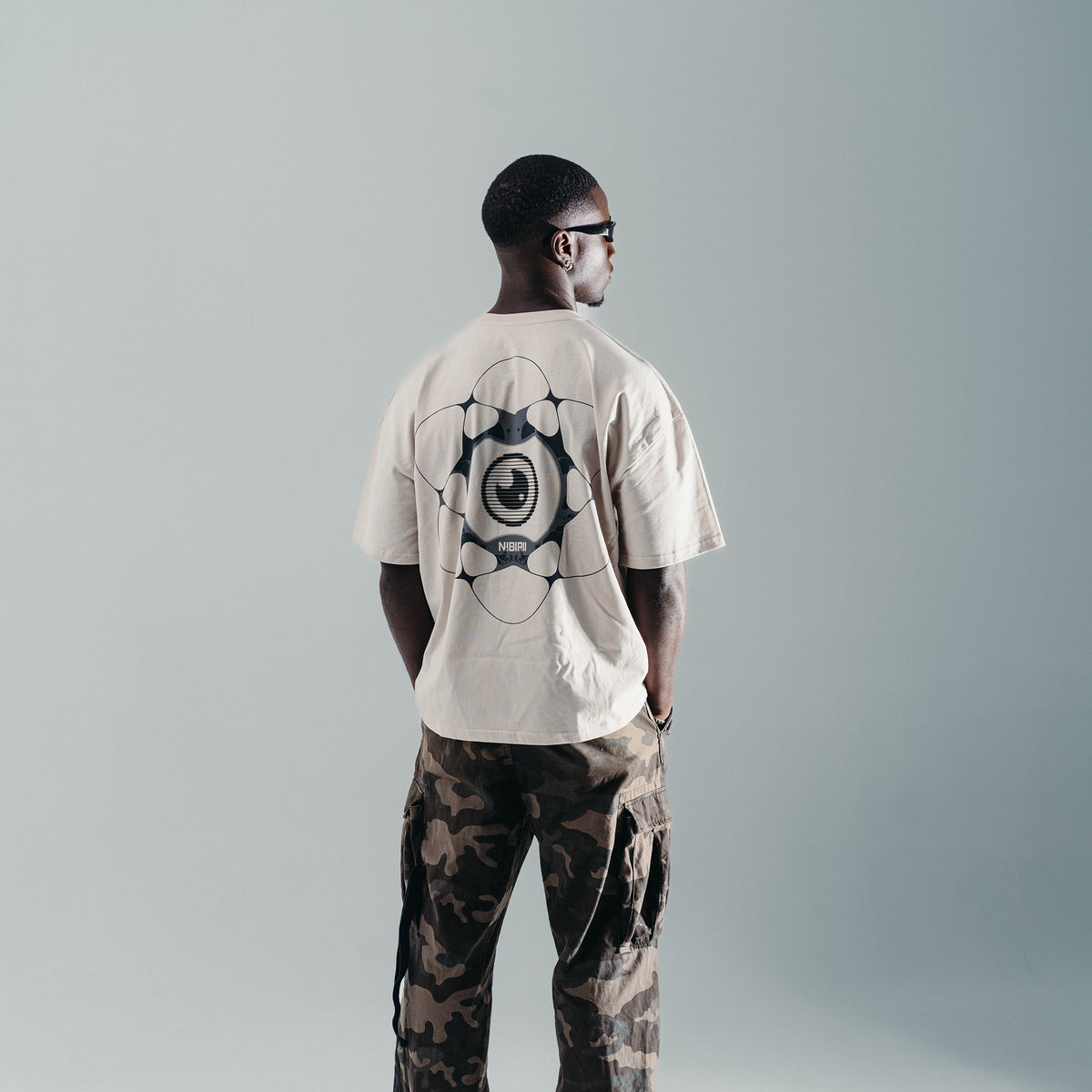 Nibirii - Abstract Flower Shirt